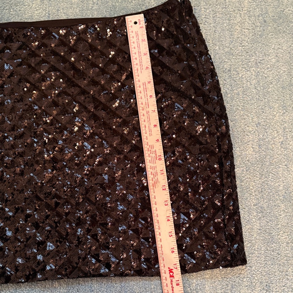 Banana Republic Sequin Skirt - Picture 4 of 4